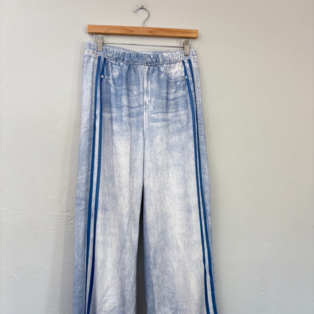 Mila Rosabella Printed Denim Pants Women Size Medium Blue Light Wash New - Picture 2 of 10